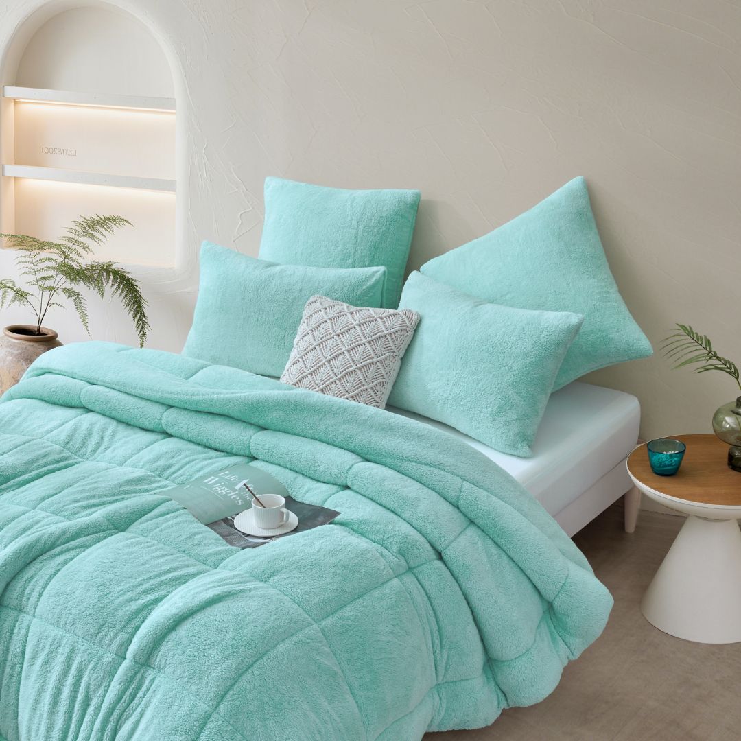 Mint All Seasons Snuggle Fleece Comforter Set