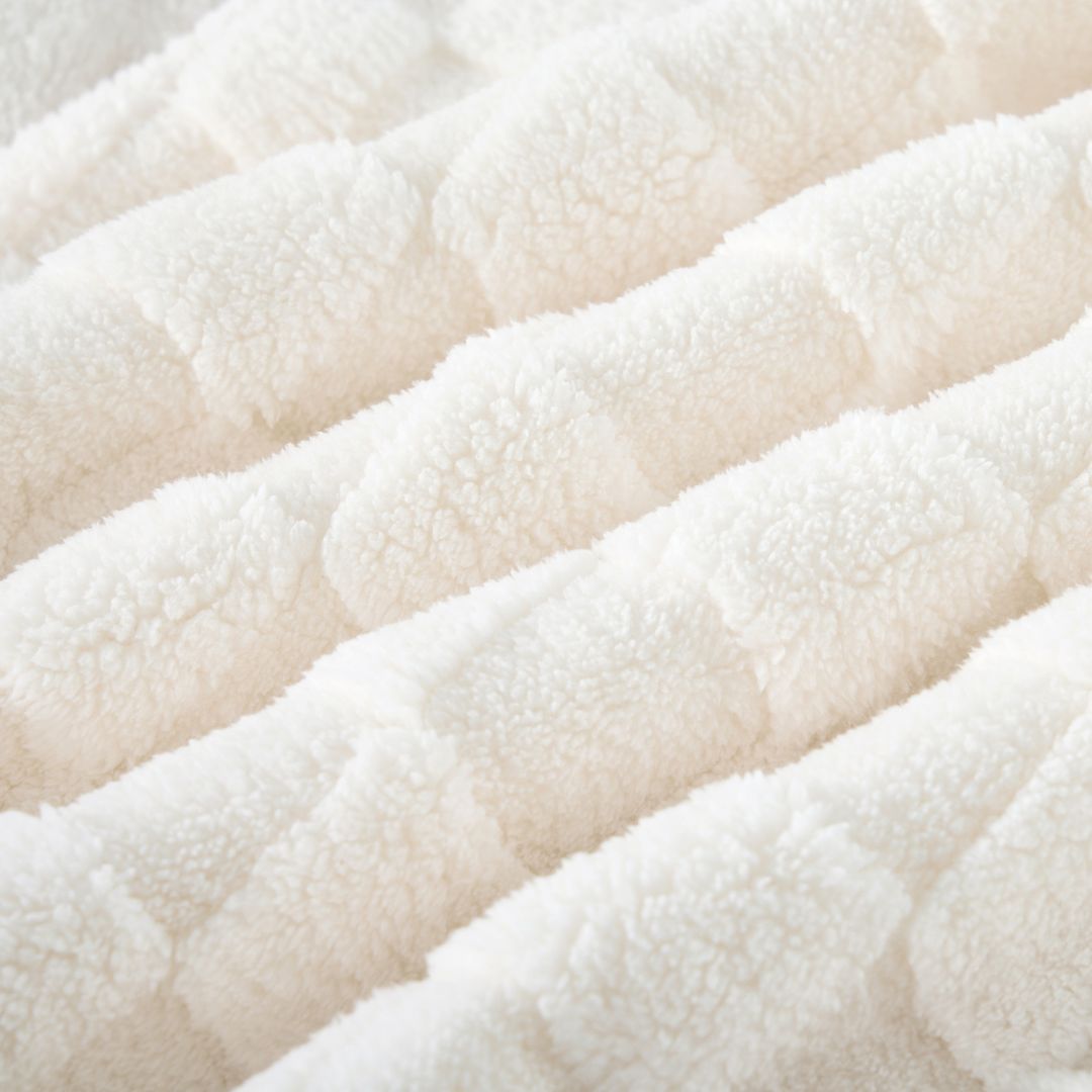 Checkered Cream Snuggle Fleece Comforter Set