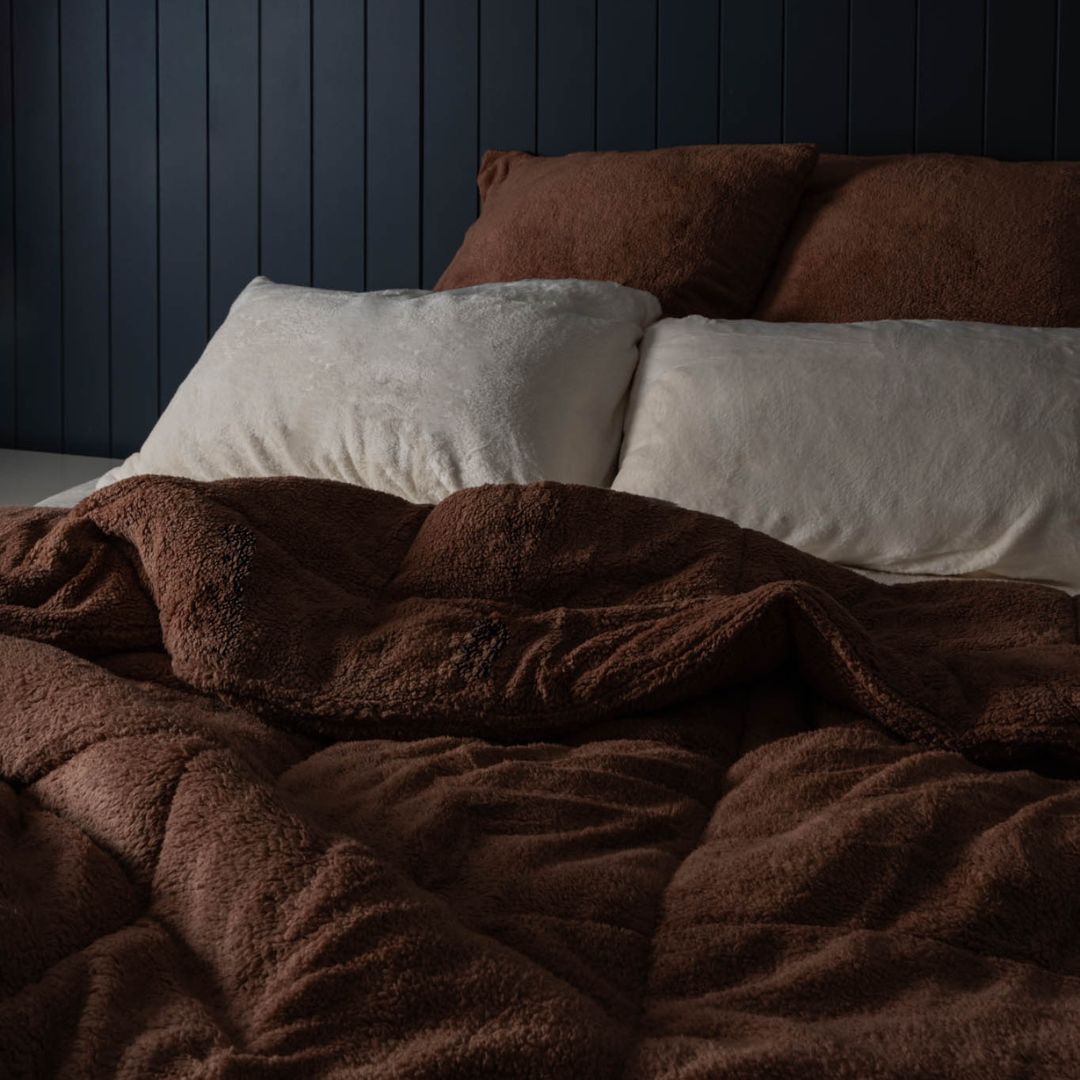 Mocha Snuggle Fleece Comforter Set