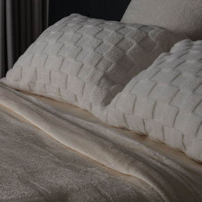 Checkered Cream Snuggle Fleece Comforter Set