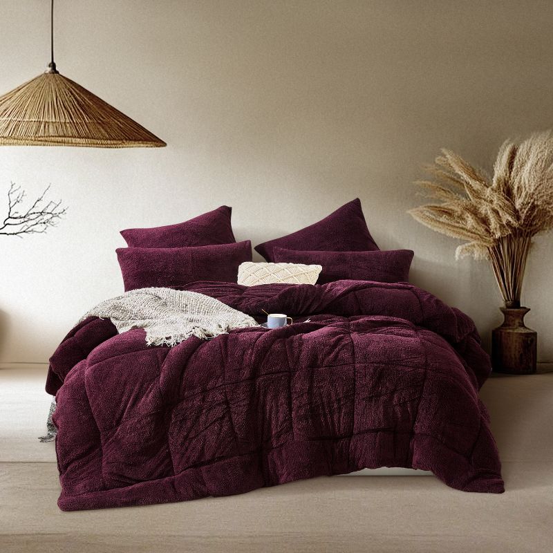 Burgundy Black Snuggle Fleece Comforter Set