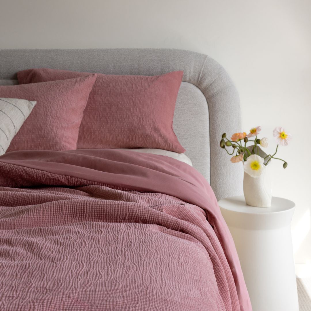 Stretch Woven Rose Comforter Set