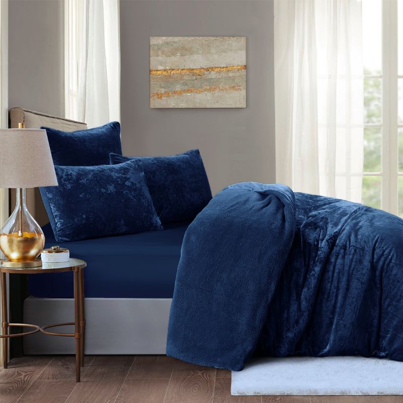 Morgan & Reid | Navy Velvet Crushed Snuggle Fleece Comforter Set